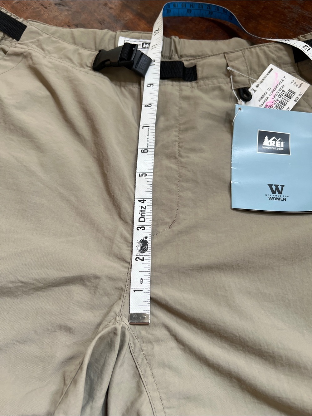 REI Sahara Zip-Off Utility Cargo Convertible Pants Buckskin Tan Women's Size 10 - Picture 10 of 13
